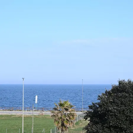 P051 Porto Recanati, Comodo Bilocale Vista Mare